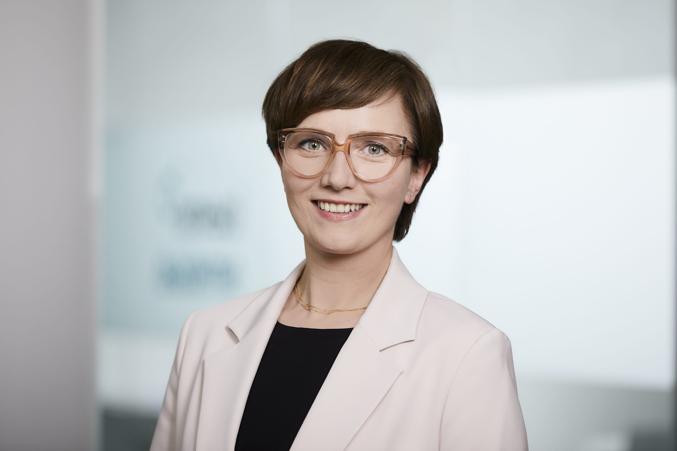 210429-amesol-Veronika_2075